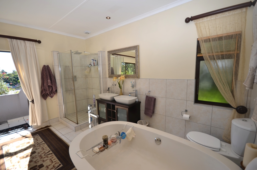 4 Bedroom Property for Sale in Vincent Heights Eastern Cape